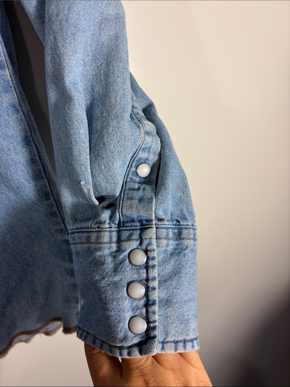 VTG Wrangler Light Blue Denim Pearl Snap Western Shirt XL - Picture 10 of 16
